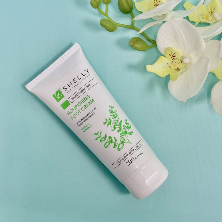Nourishing foot cream with macadamia oil and eucalyptus extract - 200 ml