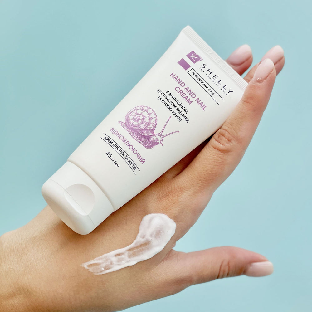 Proper Hand Care in Autumn and Winter: How to Avoid Excessive Dryness and Cracks?