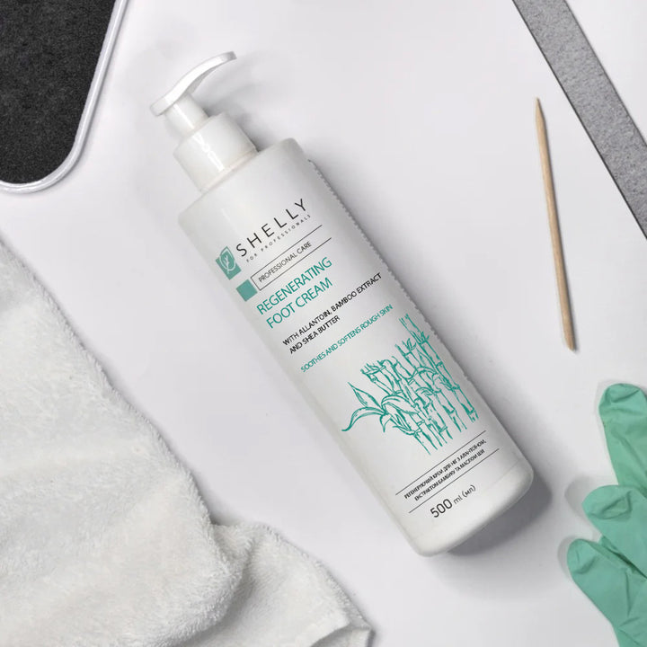 Regenerating foot cream with allantoin, bamboo extract and shea butter - 500 ml